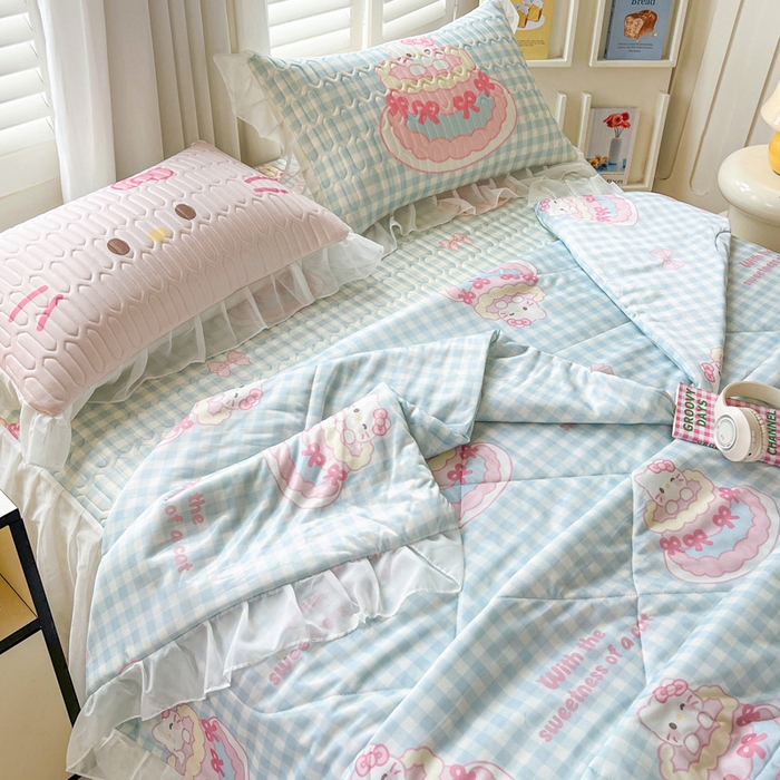 91家纺网 家纺一手货源 找家纺 沐慕 2025新款床裙款凉感丝凉席三件套 床裙-蛋糕猫咪