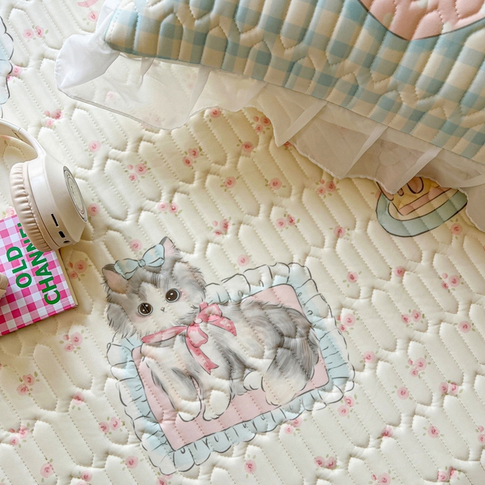 91家纺网 家纺一手货源 找家纺 沐慕 2025新款床裙款凉感丝凉席三件套 床裙-玫瑰粉喵