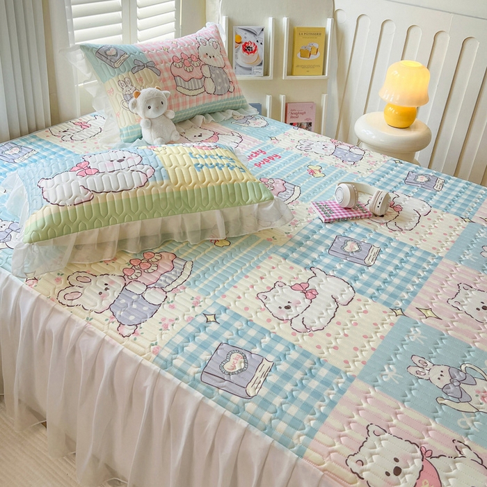 91家纺网 家纺一手货源 找家纺 沐慕 2025新款床裙款凉感丝凉席三件套 床裙-甜心宝贝