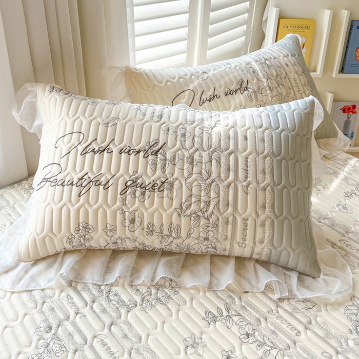 91家纺网 家纺一手货源 找家纺 沐慕 2025新款床裙款凉感丝凉席夏被四件套 床裙-爱丽丝白