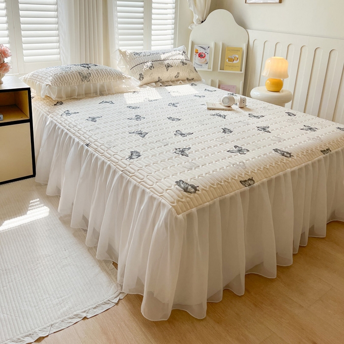 91家纺网 家纺一手货源 找家纺 沐慕 2025新款床裙款凉感丝凉席夏被四件套 床裙-白蝴蝶