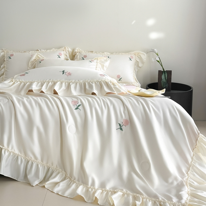 91家纺网 家纺一手货源 找家纺 （总）红嘴企鹅 2025新款冰丝贴边花边夏被夏凉被空调被四件套