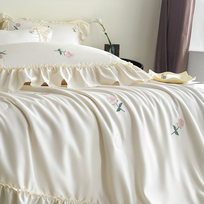 91家纺网 家纺一手货源 找家纺 （总）红嘴企鹅 2025新款冰丝贴边花边夏被夏凉被空调被四件套