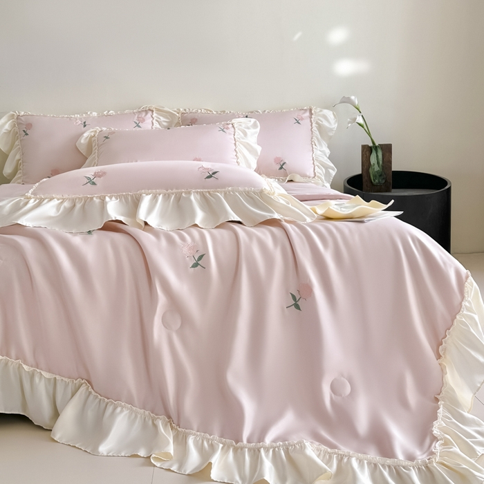 91家纺网 家纺一手货源 找家纺 红嘴企鹅 2025新款冰丝贴边花边夏被夏凉被空调被四件套 冰丝玫瑰花-粉