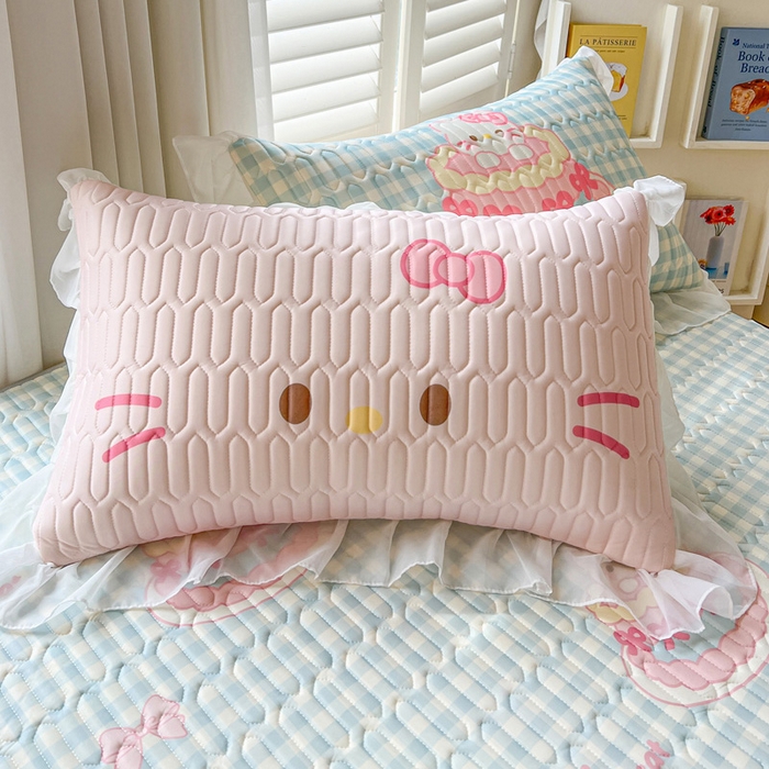 91家纺网 家纺一手货源 找家纺 沐慕 2025新款床裙款凉感丝凉席夏被四件套 床裙-蛋糕猫咪