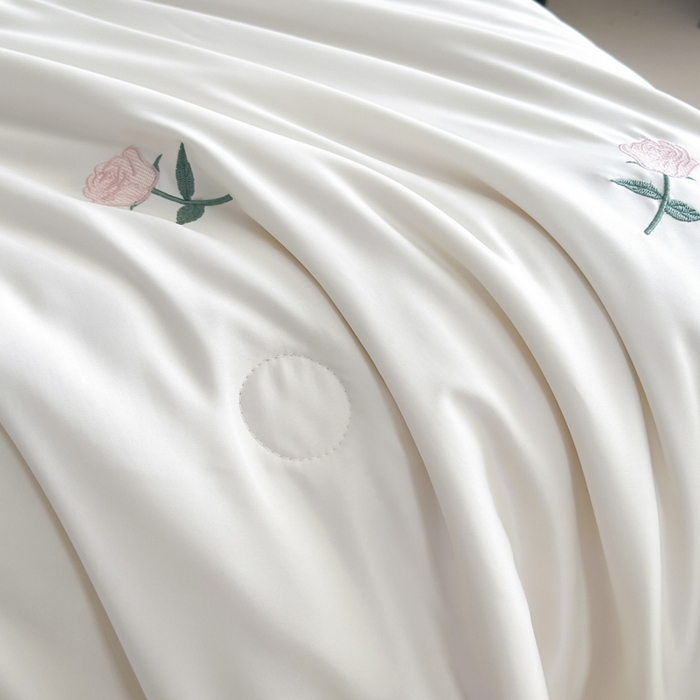 91家纺网 家纺一手货源 找家纺 红嘴企鹅 2025新款冰丝贴边花边夏被夏凉被空调被四件套 冰丝玫瑰花-紫