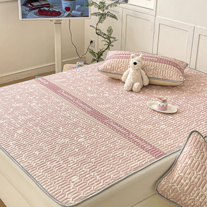 91家纺网 家纺一手货源 找家纺 沐慕 2025新款高克重小清新乳胶凉席-风格一 粉漾花境