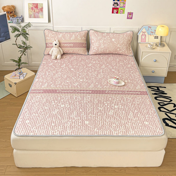 91家纺网 家纺一手货源 找家纺 沐慕 2025新款高克重小清新乳胶凉席-风格一 粉漾花境