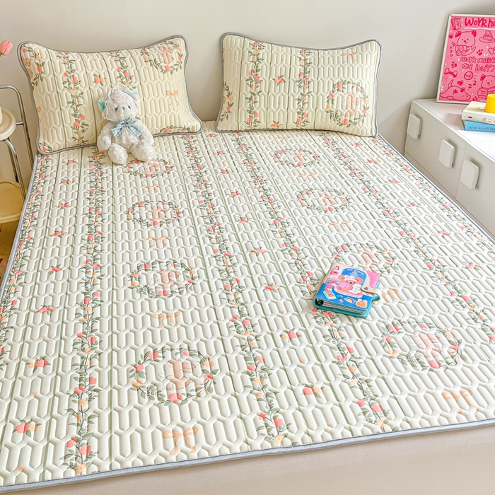 沐慕 2025新款高克重小清新乳胶凉席-风格一 花环兔兔