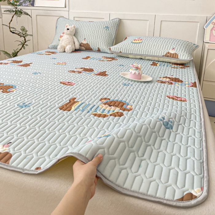 91家纺网 家纺一手货源 找家纺 沐慕 2025新款高克重小清新乳胶凉席-风格一 腊肠狗