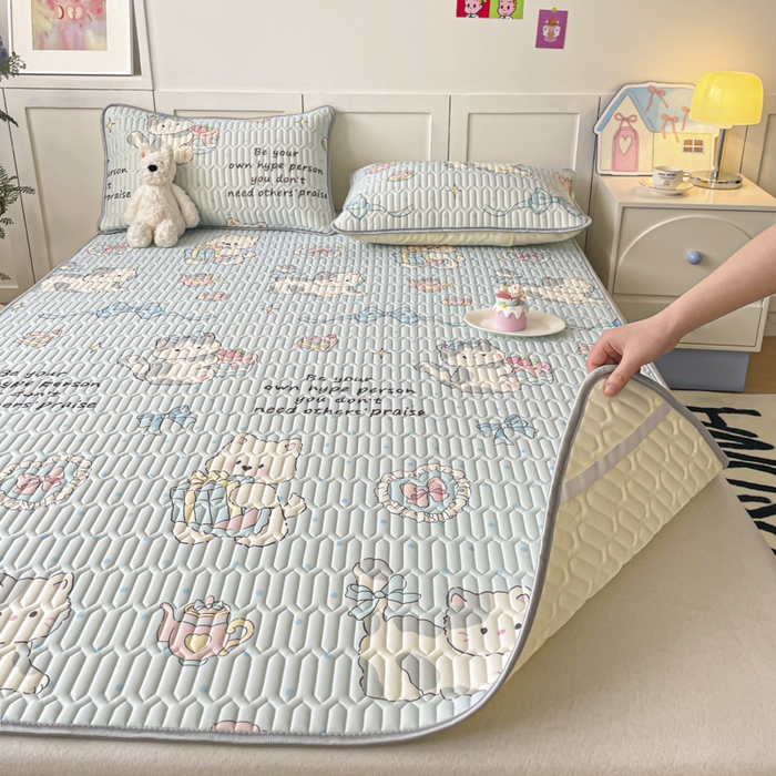 91家纺网 家纺一手货源 找家纺 沐慕 2025新款高克重小清新乳胶凉席-风格一 萌宠礼物