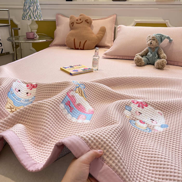 91家纺网 家纺一手货源 找家纺 （总）沐慕 2025新款绣花PE凉感豆豆凉席席子