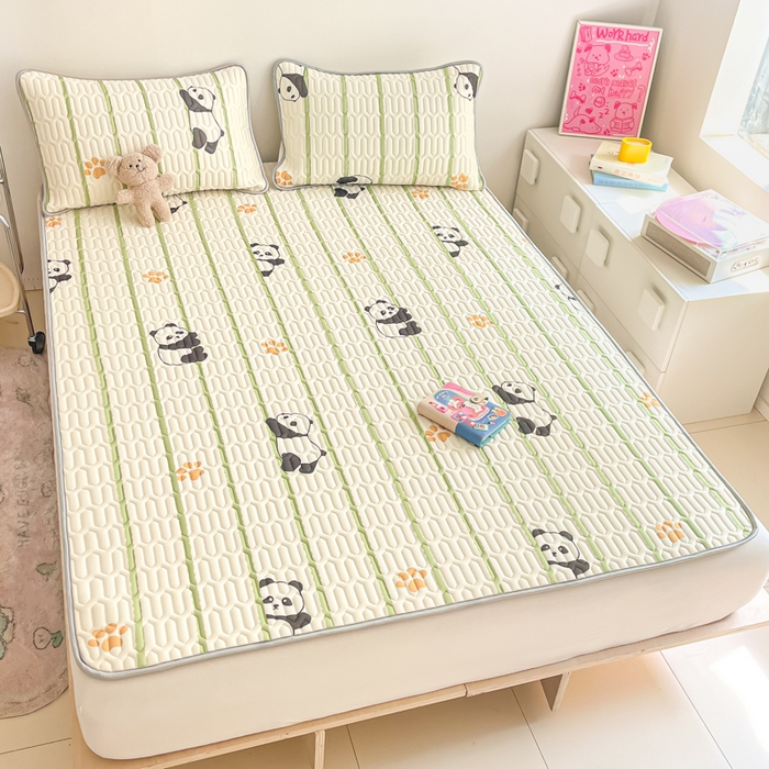 91家纺网 家纺一手货源 找家纺 沐慕 2025新款高克重小清新乳胶凉席-风格一 熊猫嘟嘟