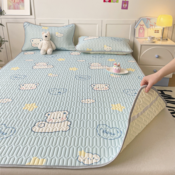 91家纺网 家纺一手货源 找家纺 沐慕 2025新款高克重小清新乳胶凉席-风格一 云朵小熊