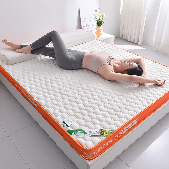 91家纺网 家纺一手货源 找家纺 亿丁点床垫 2025新款针织棉乳胶记忆棉护脊床垫-双人大床 六边形白色