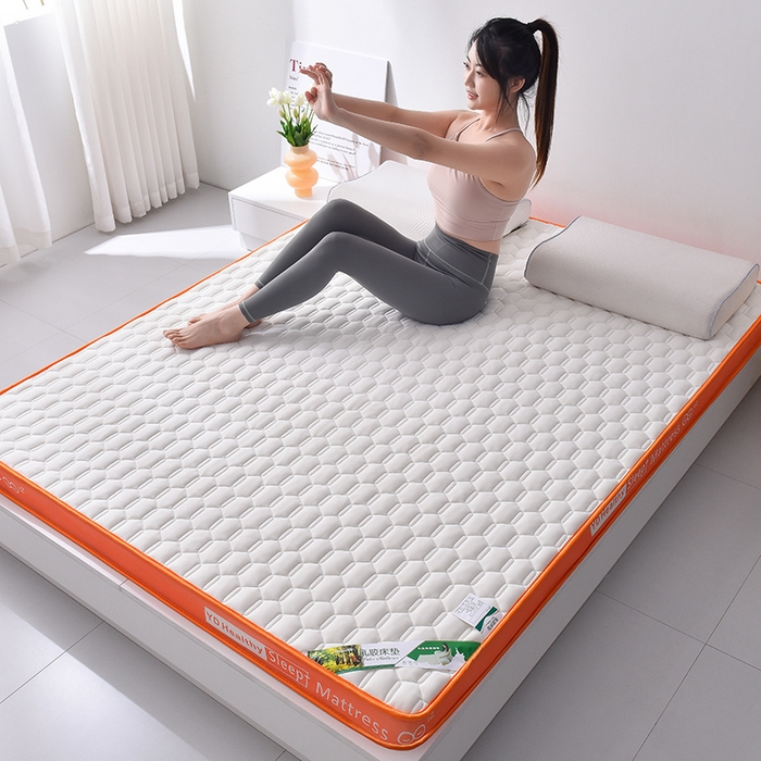 91家纺网 家纺一手货源 找家纺 亿丁点床垫 2025新款针织棉乳胶记忆棉护脊床垫-双人大床 六边形白色