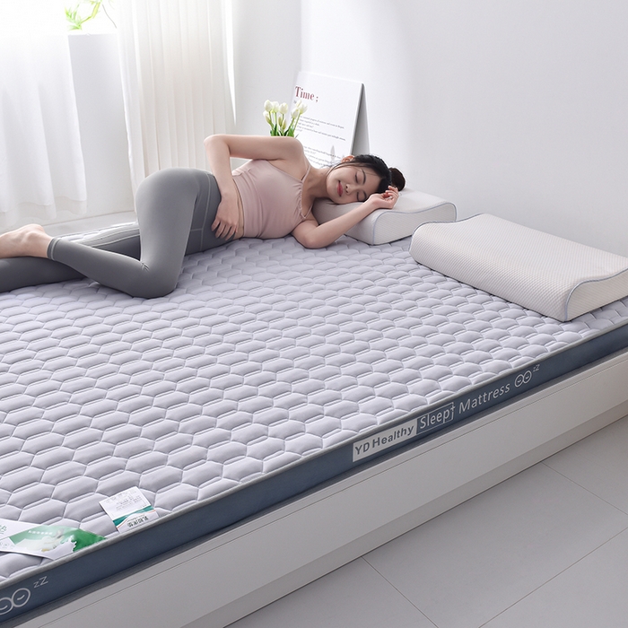 91家纺网 家纺一手货源 找家纺 亿丁点床垫 2025新款针织棉乳胶记忆棉护脊床垫-双人大床 六边形灰色