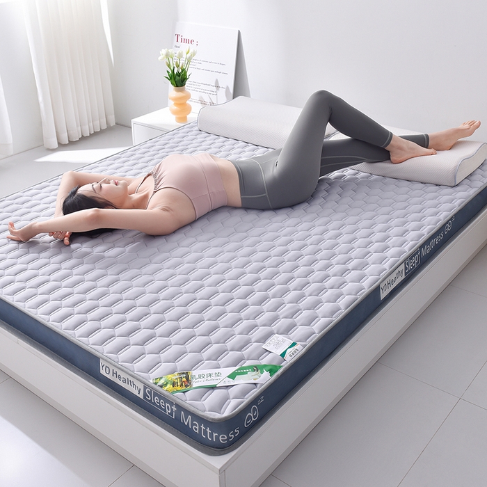 91家纺网 家纺一手货源 找家纺 亿丁点床垫 2025新款针织棉乳胶记忆棉护脊床垫-双人大床 六边形灰色