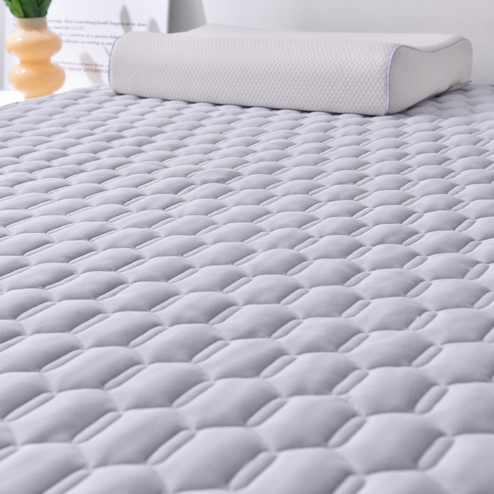 91家纺网 家纺一手货源 找家纺 亿丁点床垫 2025新款针织棉乳胶记忆棉护脊床垫-双人大床 六边形灰色