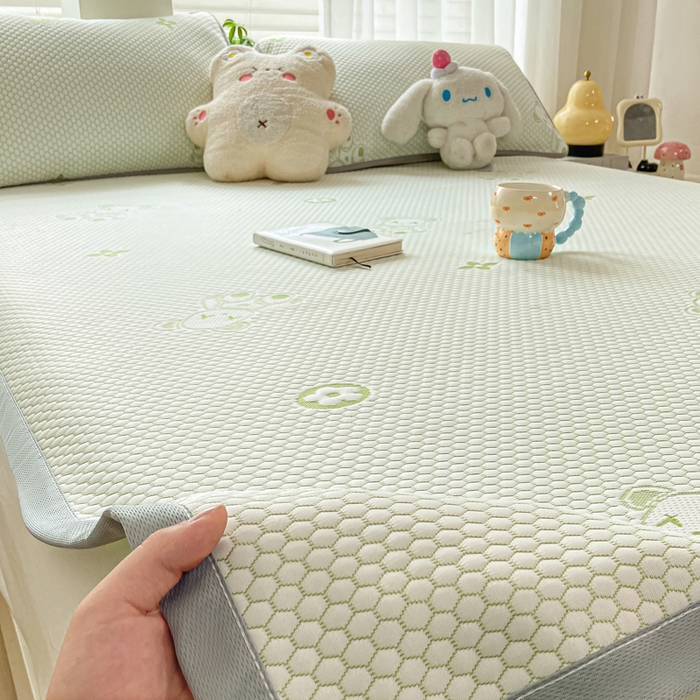 91家纺网 家纺一手货源 找家纺 梦初语 2025夏季新款冰丝凉感豆豆凉席床垫夏天学生宿舍可水洗单人席子凉席-直播爆款 暴力小熊-绿