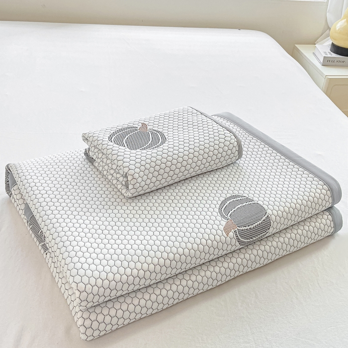 91家纺网 家纺一手货源 找家纺 梦初语 2025夏季新款冰丝凉感豆豆凉席床垫夏天学生宿舍可水洗单人席子凉席-直播爆款 南瓜派