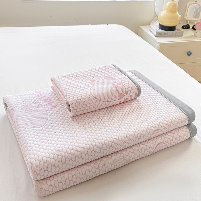 91家纺网 家纺一手货源 找家纺 梦初语 2025夏季新款冰丝凉感豆豆凉席床垫夏天学生宿舍可水洗单人席子凉席-直播爆款 卡皮巴拉-粉