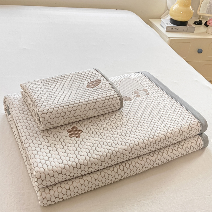 91家纺网 家纺一手货源 找家纺 梦初语 2025夏季新款冰丝凉感豆豆凉席床垫夏天学生宿舍可水洗单人席子凉席-直播爆款 卡皮巴拉-卡其