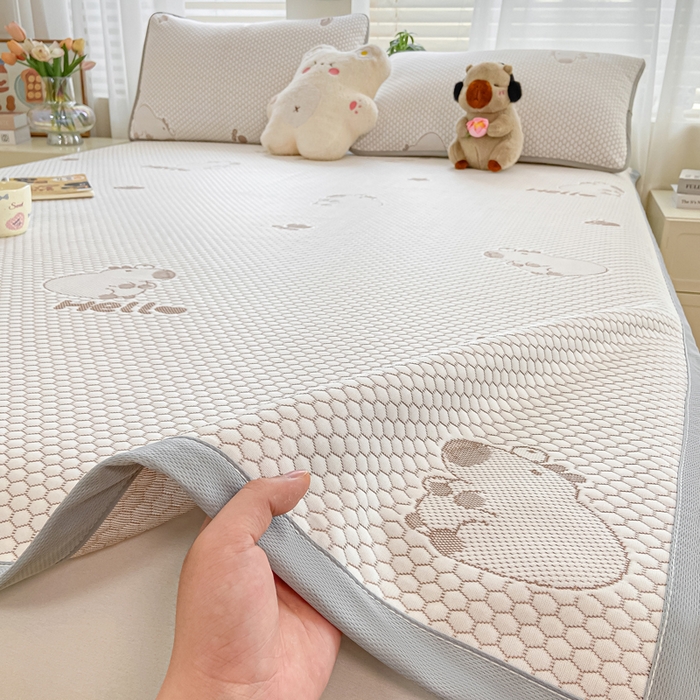 91家纺网 家纺一手货源 找家纺 梦初语 2025夏季新款冰丝凉感豆豆凉席床垫夏天学生宿舍可水洗单人席子凉席-直播爆款 卡皮巴拉-卡其