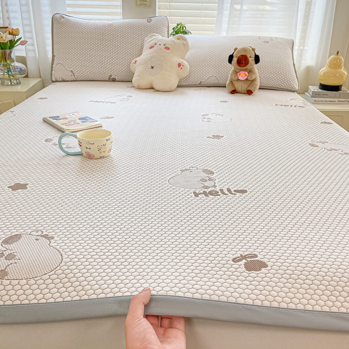 91家纺网 家纺一手货源 找家纺 梦初语 2025夏季新款冰丝凉感豆豆凉席床垫夏天学生宿舍可水洗单人席子凉席-直播爆款 卡皮巴拉-卡其