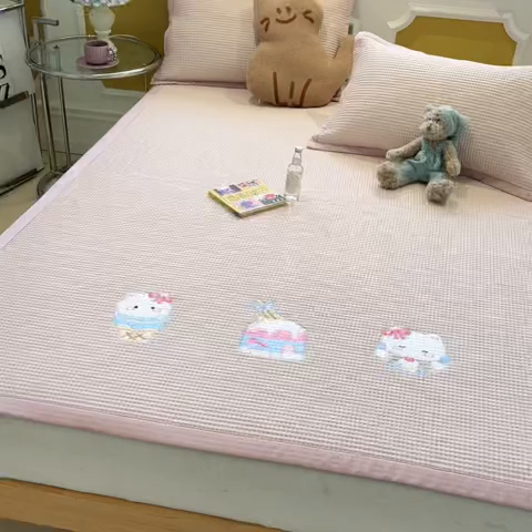 91家纺网 家纺一手货源 找家纺 （总）沐慕 2025新款绣花PE凉感豆豆凉席席子