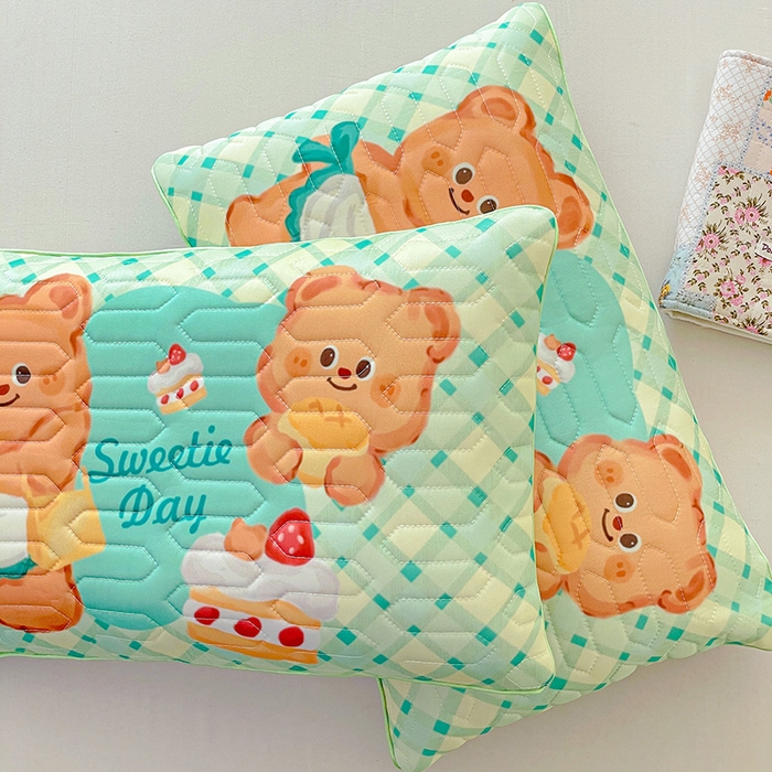 91家纺网 家纺一手货源 找家纺 卓昌枕芯 2025新款卡通儿童夏季冰丝荞麦羽丝绒枕头枕芯可拆卸 卡通小熊 枕套加羽丝绒内胆30x50cm/只