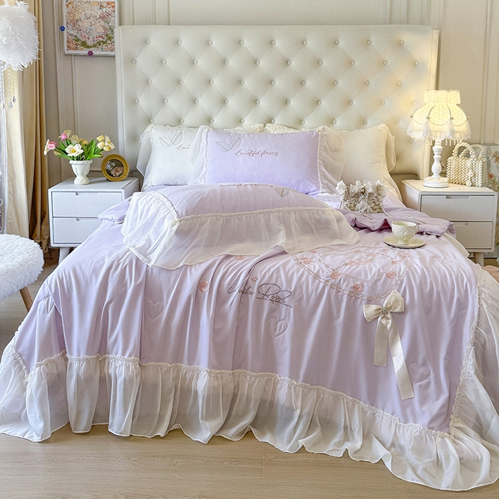 91家纺网 家纺一手货源 找家纺 宅家居 2025新款法式花边浪漫花卉爱心刺绣绗绣床盖夏被夏凉被空调被四件套-玫瑰之恋 玫瑰之恋-浅紫