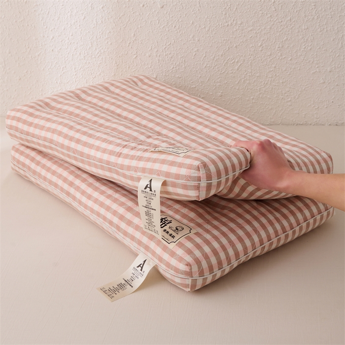 91家纺网 家纺一手货源 找家纺 大熊枕芯  2025日式无印风小方格全棉水洗棉护颈低枕 粉色40*60cm学生款/只