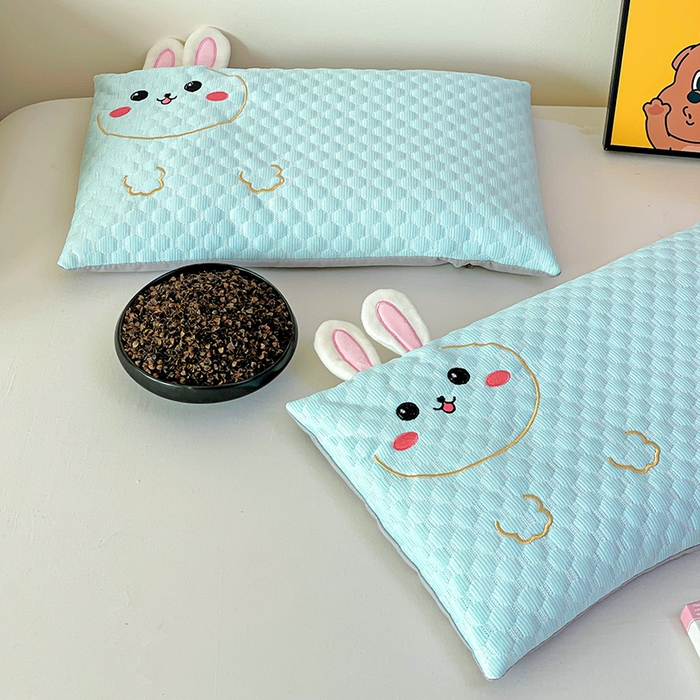 91家纺网 家纺一手货源 找家纺 卓昌枕芯 2025新款卡通儿童夏季荞麦羽丝绒枕芯凉豆豆枕头可拆卸 浅蓝-小兔 枕套加羽丝绒内胆30x50cm/只