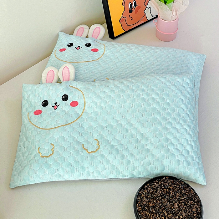 91家纺网 家纺一手货源 找家纺 卓昌枕芯 2025新款卡通儿童夏季荞麦羽丝绒枕芯凉豆豆枕头可拆卸 浅蓝-小兔 枕套加荞麦壳内胆30x50cm/只