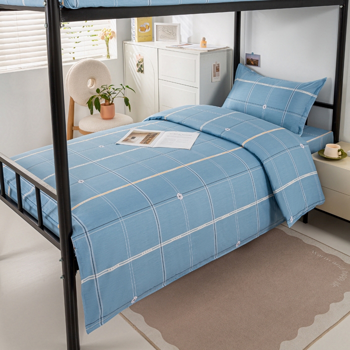 91家纺网 家纺一手货源 找家纺 上学郎家居 2025新款全棉纯13372学生100棉单人床六件套学生宿舍床上用品系列二 麦凯-蓝