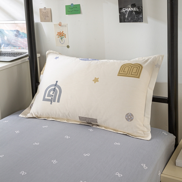 91家纺网 家纺一手货源 找家纺 上学郎家居 2025新款全棉纯13372学生100棉单人床六件套学生宿舍床上用品系列二 欧米娜-米白