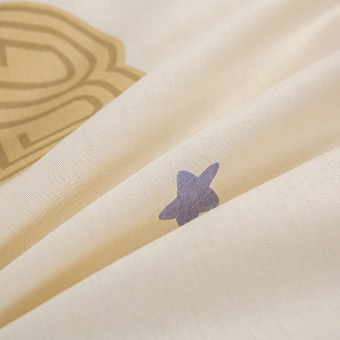 91家纺网 家纺一手货源 找家纺 上学郎家居 2025新款全棉纯13372学生100棉单人床六件套学生宿舍床上用品系列二 欧米娜-米白