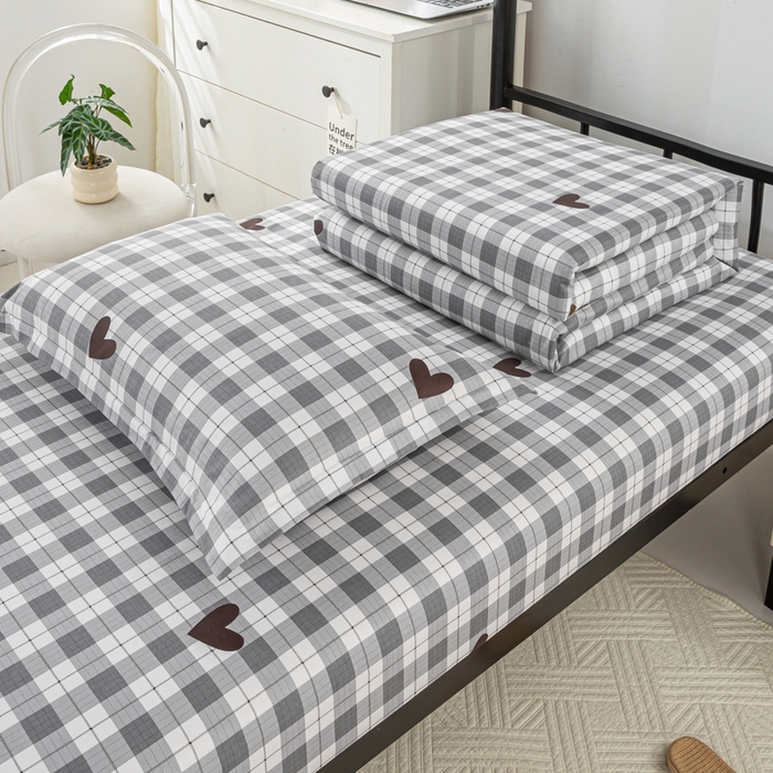 91家纺网 家纺一手货源 找家纺 上学郎家居 2025新款全棉纯13372学生100棉单人床六件套学生宿舍床上用品系列二 小恋曲-灰