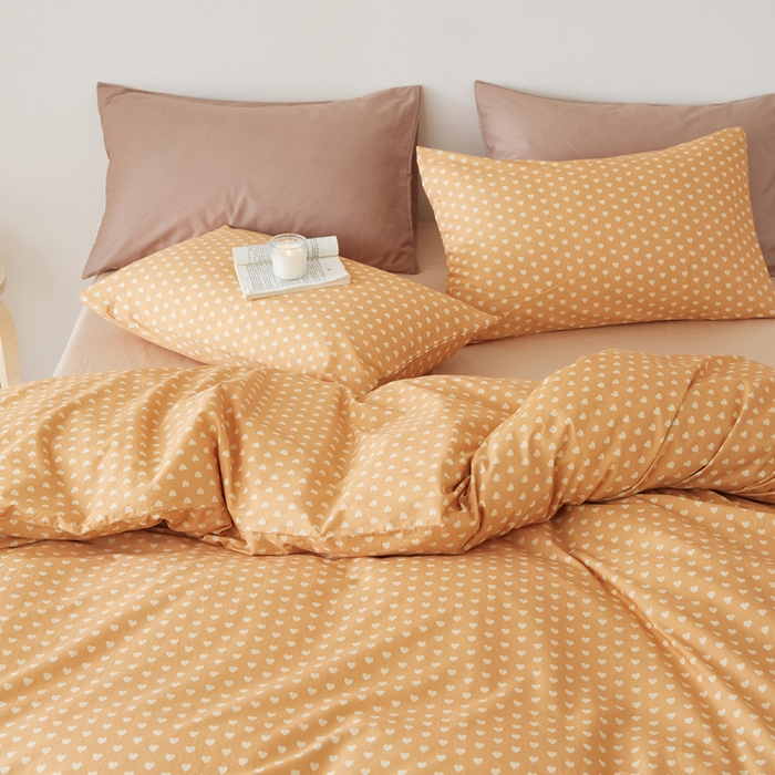 91家纺网 家纺一手货源 找家纺 EH家居 2025春夏新款40s全棉纯棉印花四件套-小幸运 橙色爱心