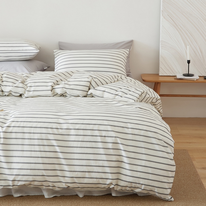 91家纺网 家纺一手货源 找家纺 EH家居 2025春夏新款40s全棉纯棉印花四件套-小幸运 经典条纹