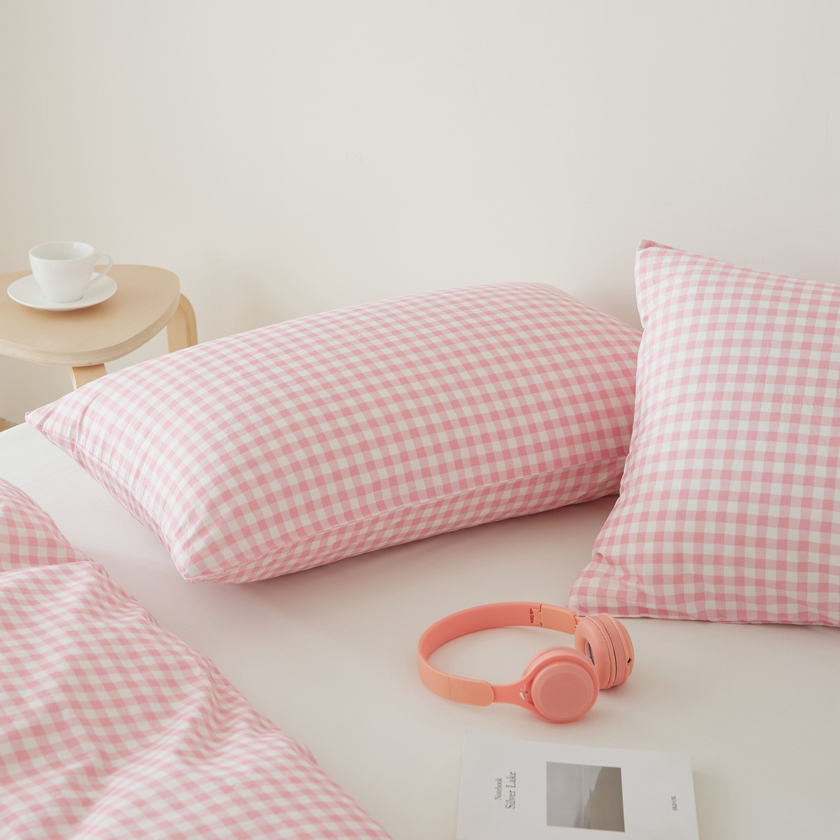 91家纺网 家纺一手货源 找家纺 EH家居 2025春夏新款40s全棉纯棉印花枕套单件 单枕套-小幸运 维希粉格