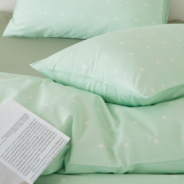 91家纺网 家纺一手货源 找家纺 EH家居 2025春夏新款40s全棉纯棉印花四件套-小幸运 青色爱心