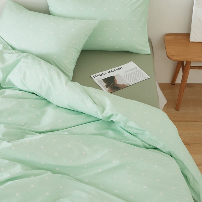 91家纺网 家纺一手货源 找家纺 EH家居 2025春夏新款40s全棉纯棉印花四件套-小幸运 青色爱心