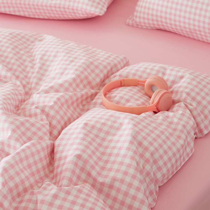 91家纺网 家纺一手货源 找家纺 EH家居 2025春夏新款40s全棉纯棉印花四件套-小幸运 维希粉格