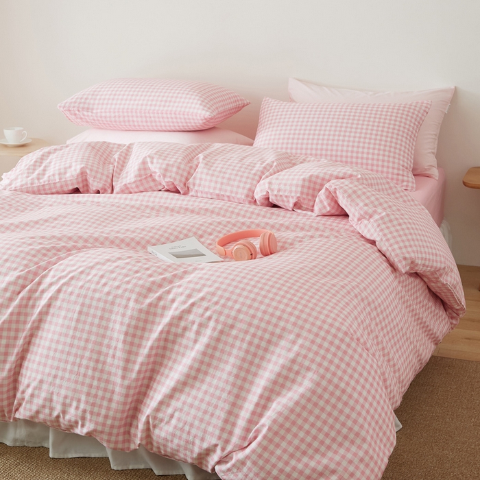 91家纺网 家纺一手货源 找家纺 EH家居 2025春夏新款40s全棉纯棉印花四件套-小幸运 维希粉格