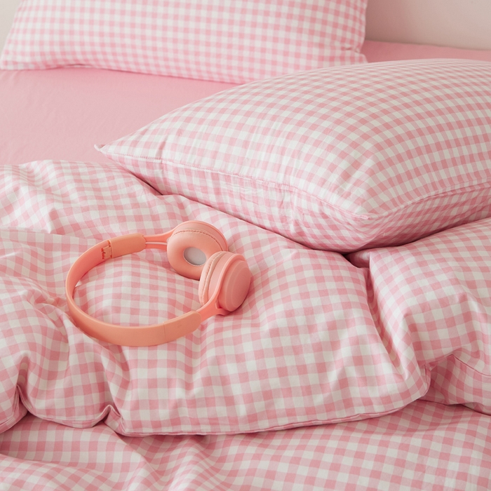 91家纺网 家纺一手货源 找家纺 EH家居 2025春夏新款40s全棉纯棉印花四件套-小幸运 维希粉格