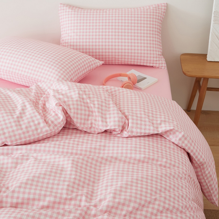 91家纺网 家纺一手货源 找家纺 EH家居 2025春夏新款40s全棉纯棉印花四件套-小幸运 维希粉格