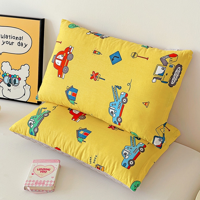 91家纺网 家纺一手货源 找家纺 卓昌枕芯 2025新款儿童双面荞麦羽丝绒枕芯凉豆豆加全棉纯棉可拆卸 小汽车 枕套加荞麦壳内胆30x50cm/只