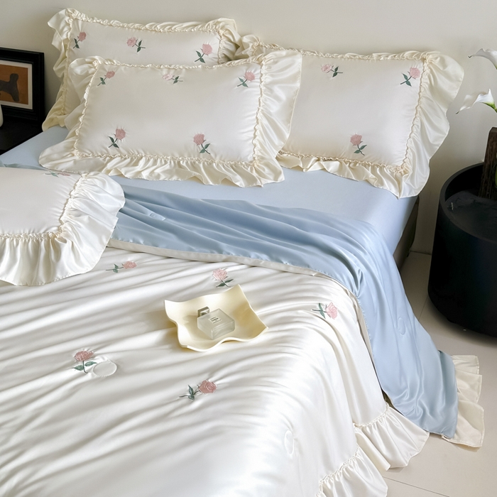 91家纺网 家纺一手货源 找家纺 （总）红嘴企鹅 2025新款冰丝贴边花边夏被夏凉被空调被四件套